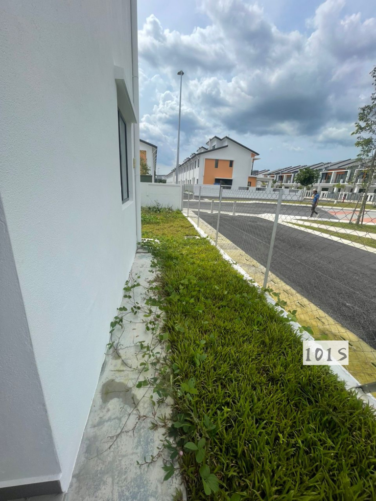 Corner unit Robin residences 2 sty 40x65 - photo 8