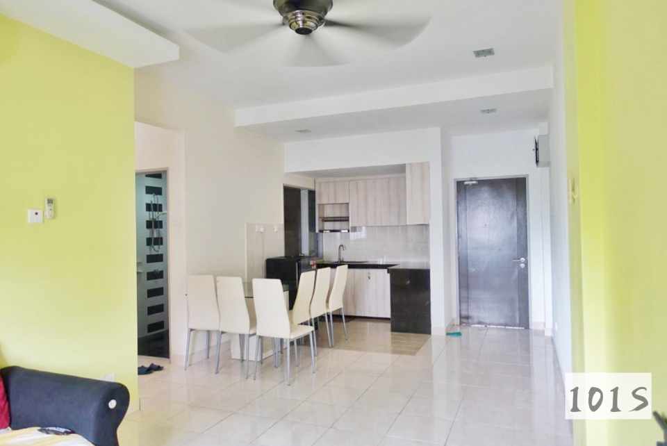 For sale lagoon suite condo 700sqft - photo 5