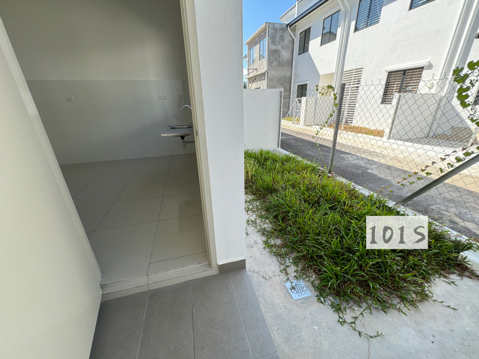 For rent robin residences 2 sty brand new - photo 7