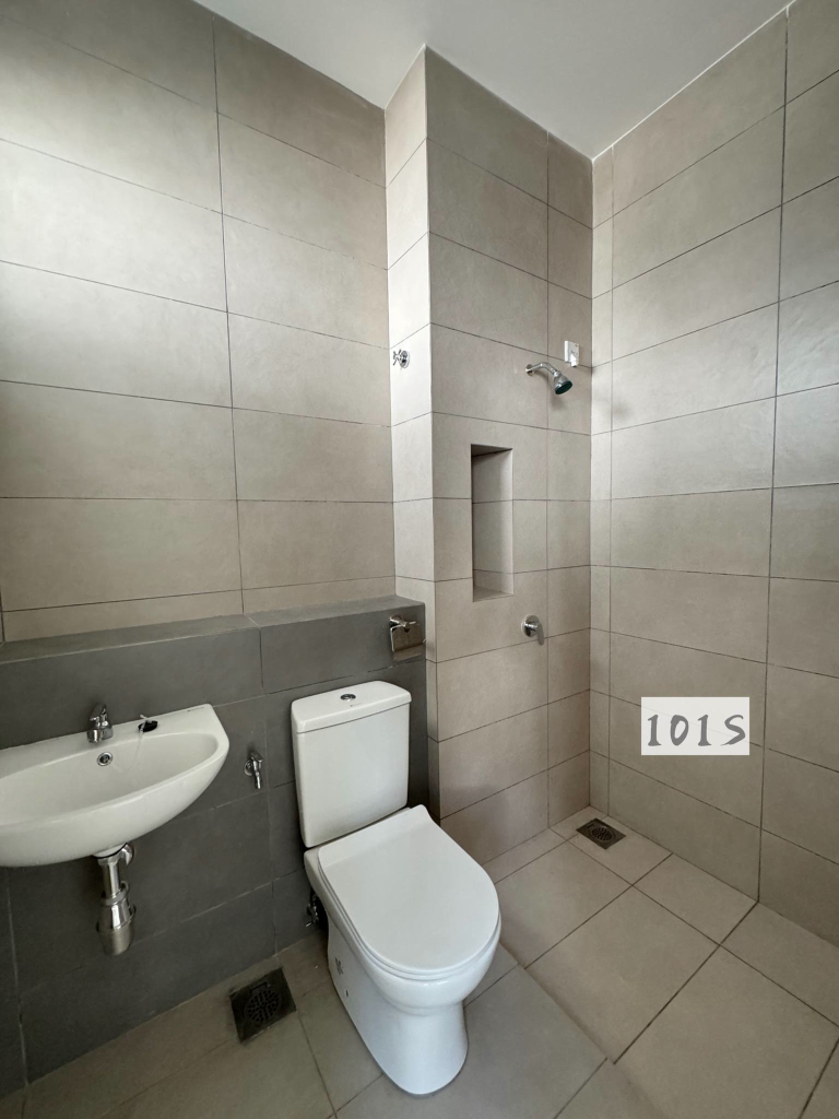 For rent robin residences 2 sty brand new - photo 8