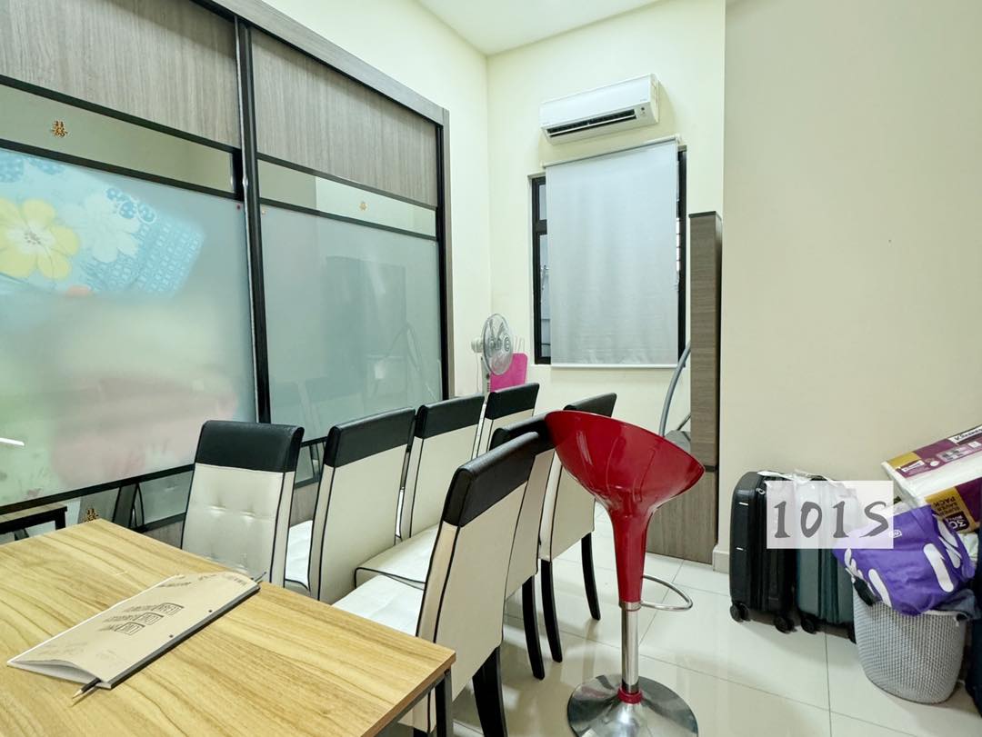 For sale scarlet residences bandar rimbayu - photo 4