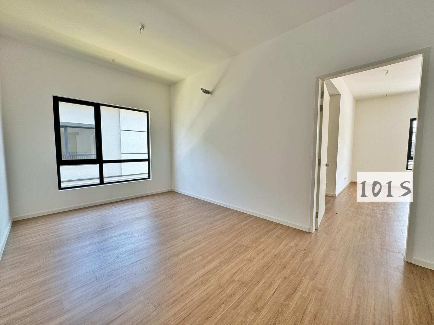 For sale Tropicana aman freesia 2 sty semi d value - photo 12