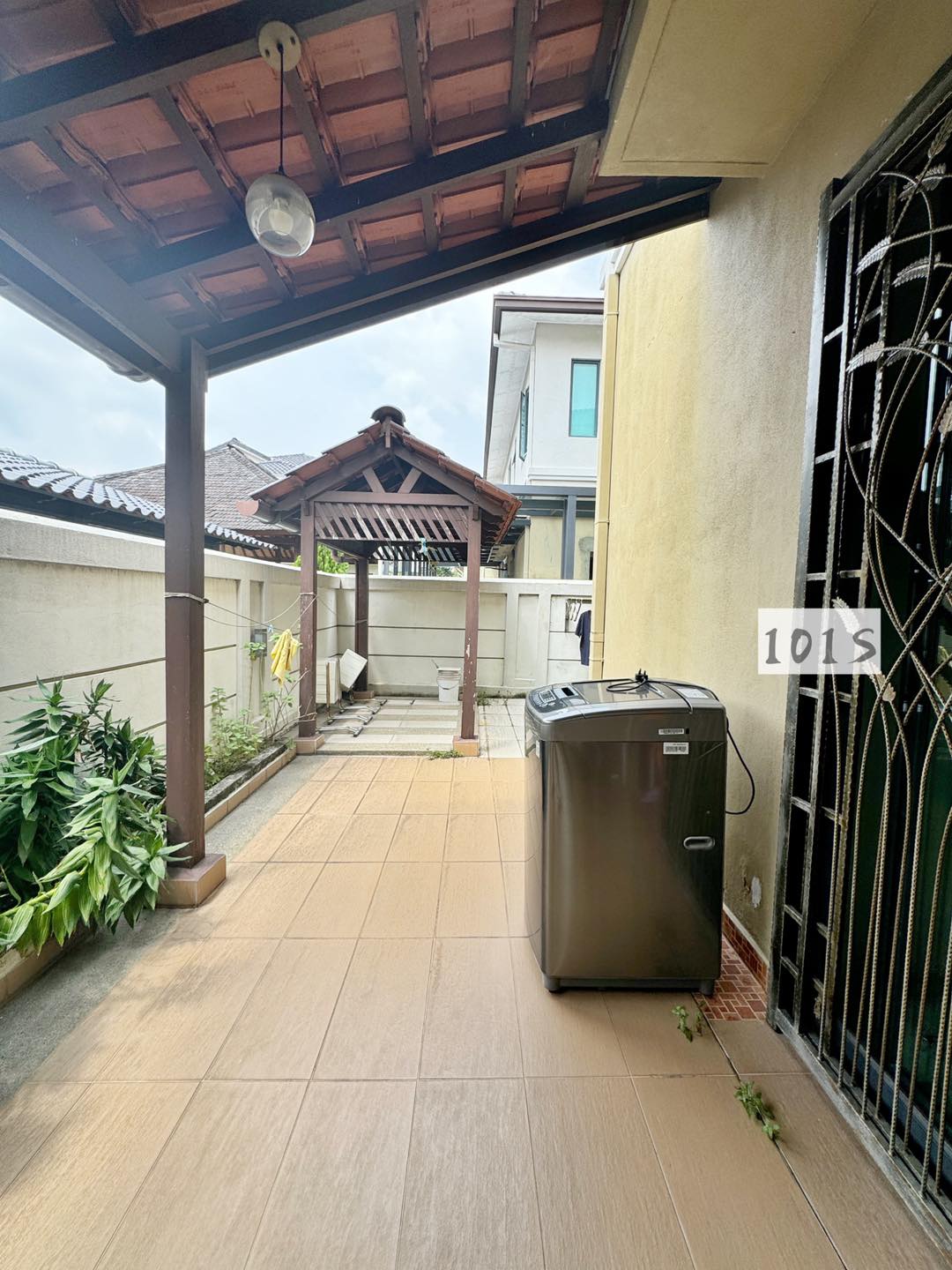 Super value amverton park 2 sty bungalow for sale - photo 9