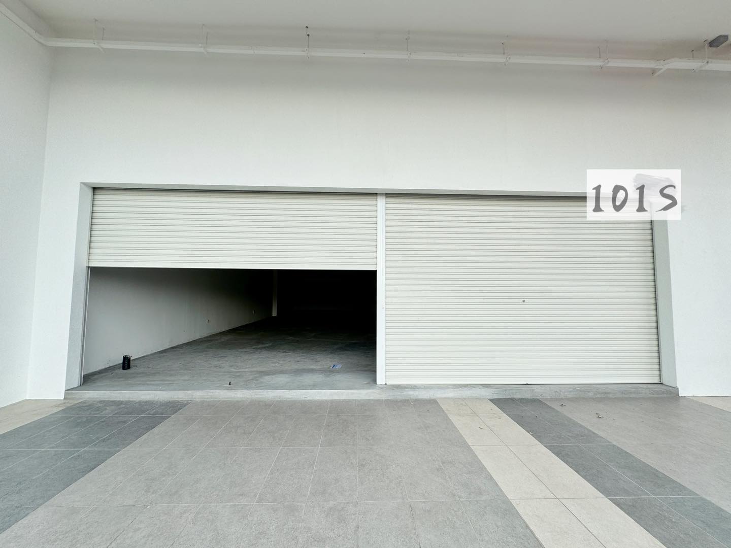 Seruang square ground floor shoplot for rent - photo 8