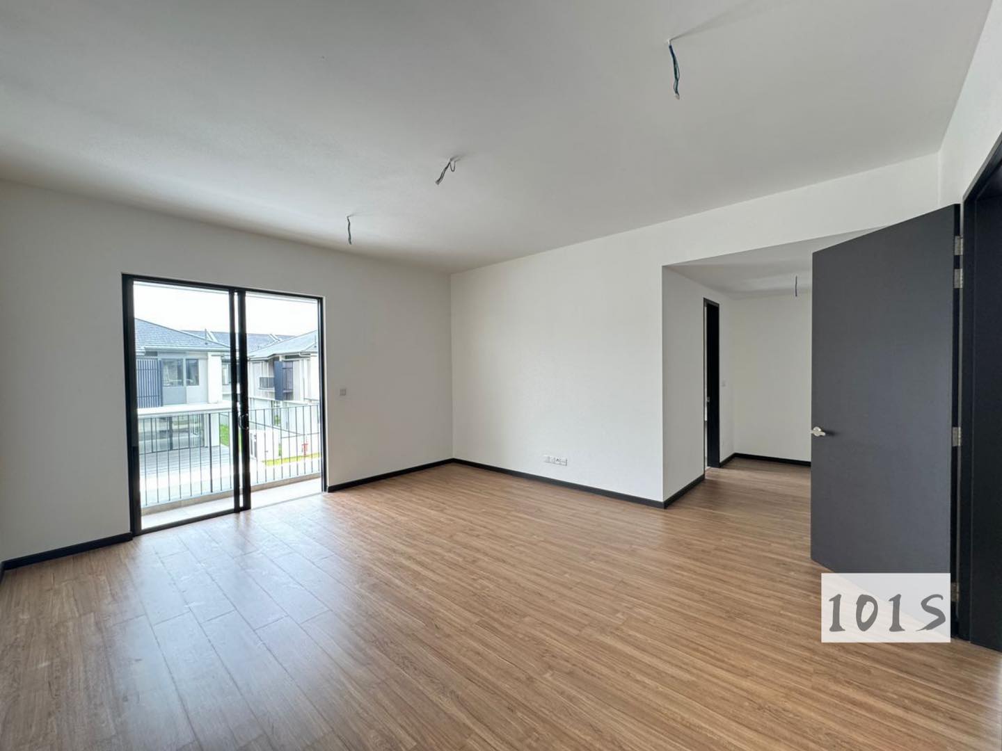 Below market elemen residences 2 sty semi d - photo 2