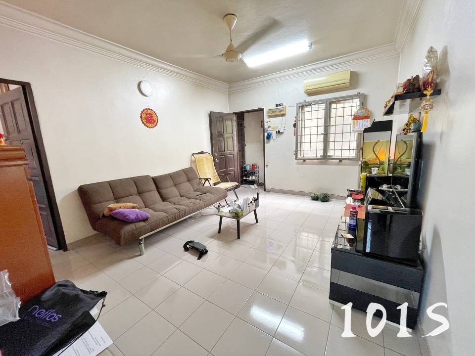 For sale Bandar bukit tinggi 2 flat - photo 2
