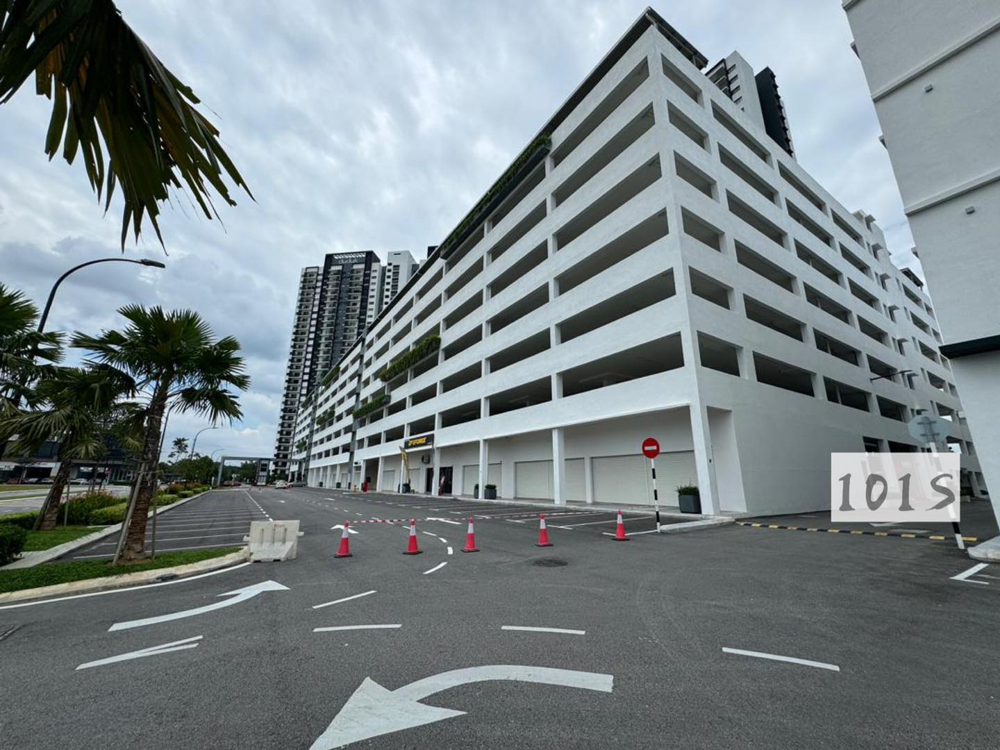 Corner Seruang square bandar rimbayu - photo 6