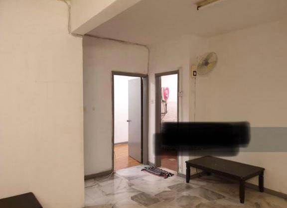 725sqft 2R2B Sri Damansara Court Opposite Uniqlo - photo 2