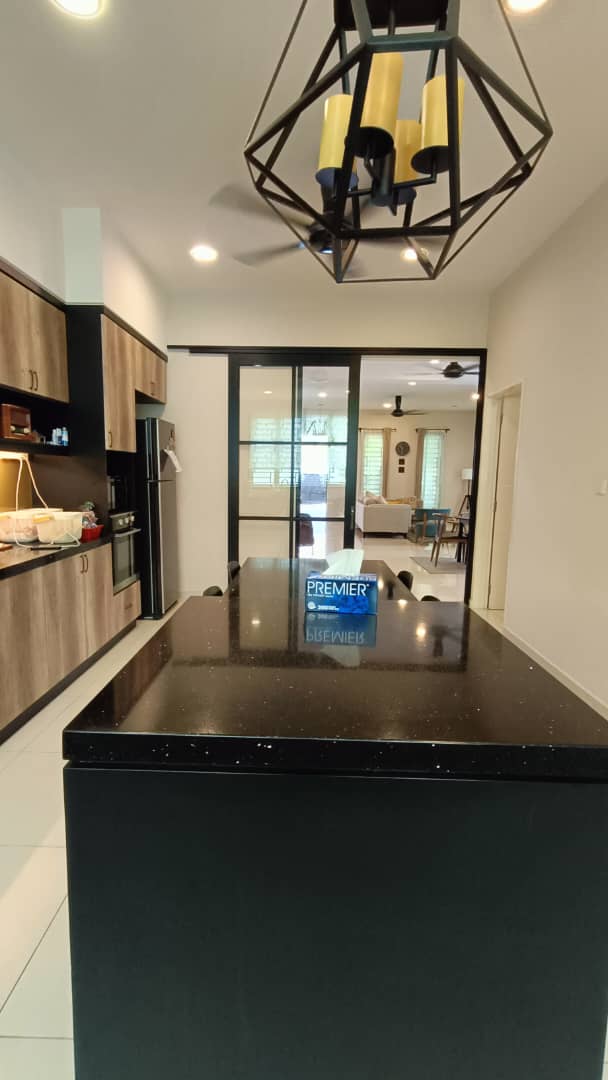 Elvina hijayu 3B Corner spacious 2 storey Sendayan - photo 5