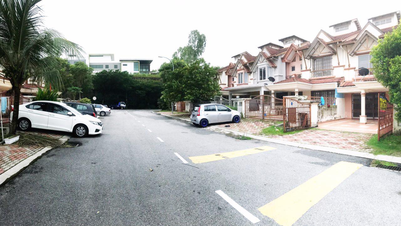 2 Storey Terrace  Bukit Subang - photo 9