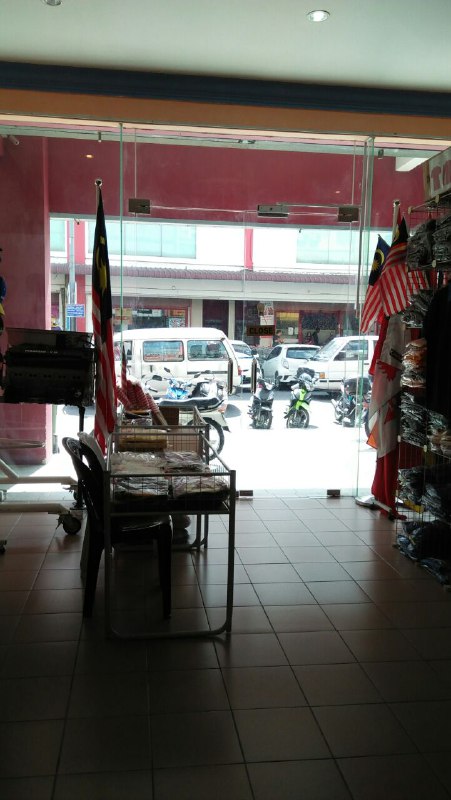SHOP LOT BDR SRI PERMAISURI NEXT TO LRT KOMUTER