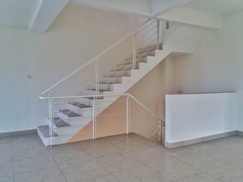 2 Stry Terrace Bkt Rahman Putra Sg Buloh,Next  MRT