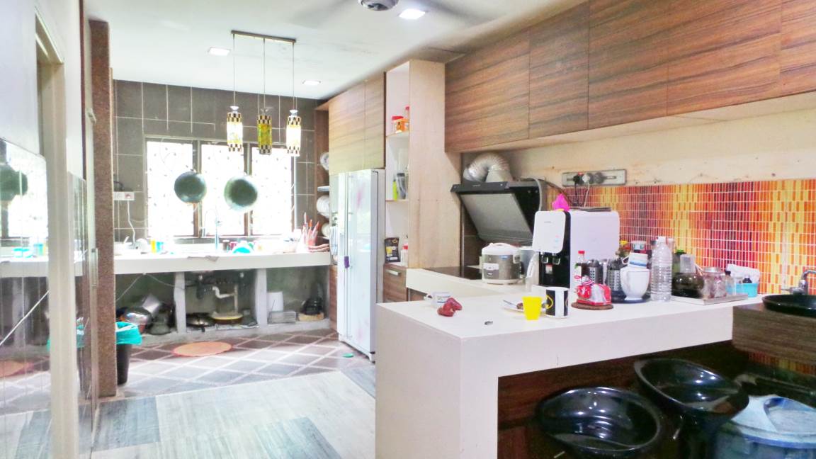 Corner 3 Storey Taman Puncak Bukit Utama, Bkt An - photo 4