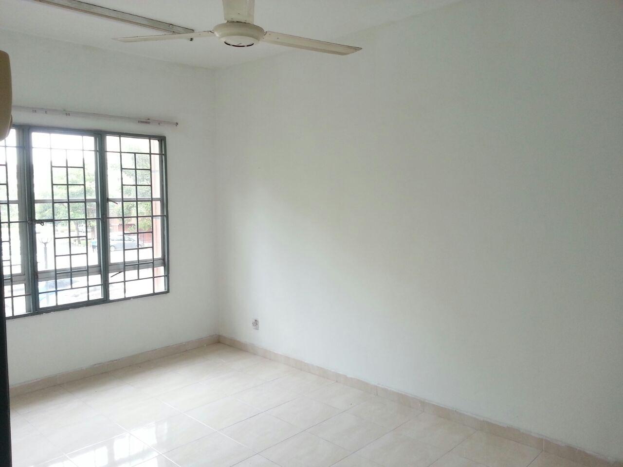 D KIARA APARTMENT PST BDR PUCHONG SETIA WALK LRT - photo 4