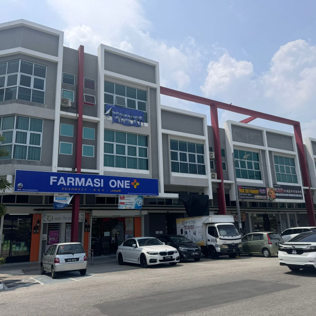 3 sty shop lot office perindustrian seri juru - photo 3