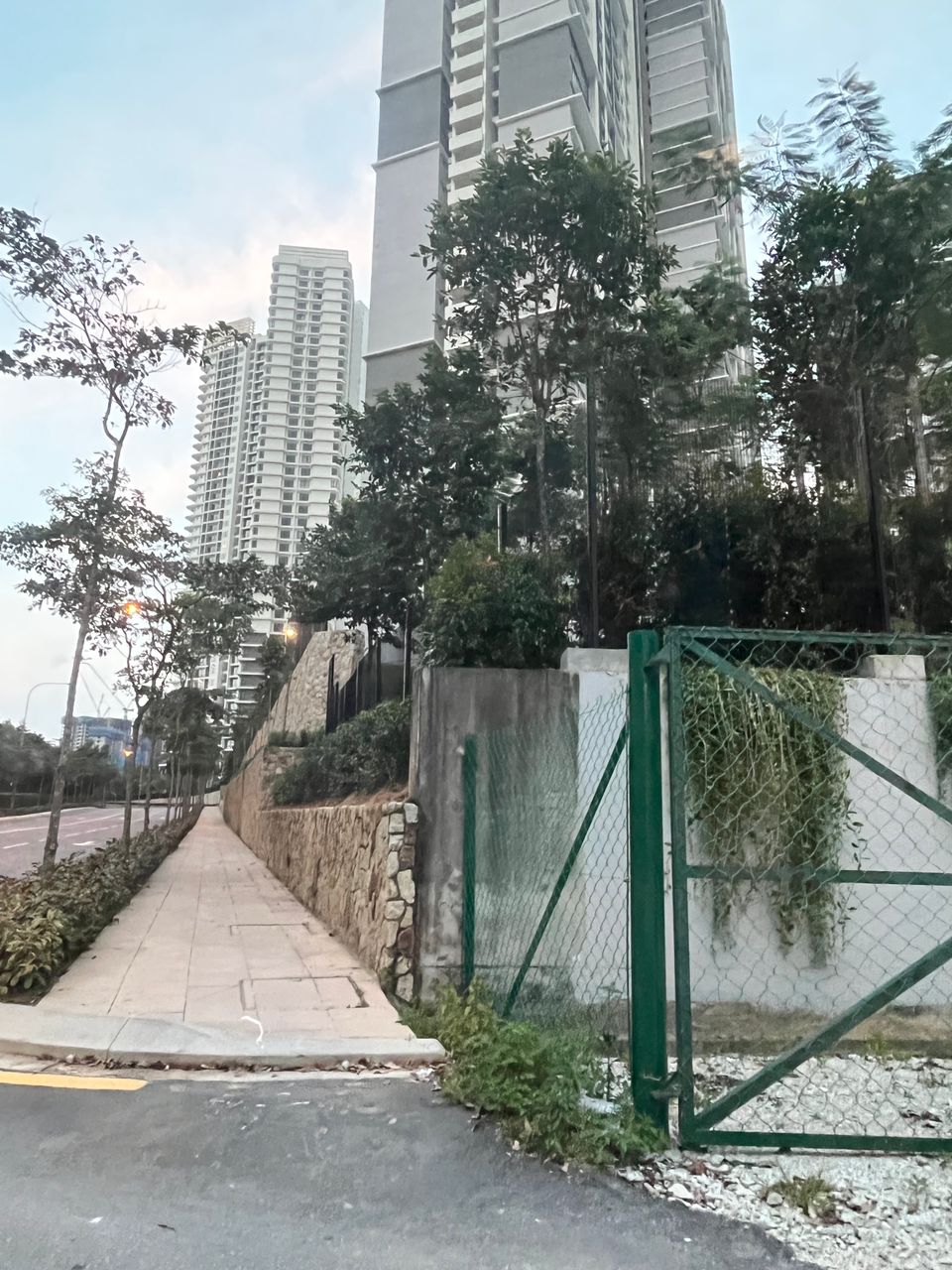 Sofiya Residensi Desa ParkCity