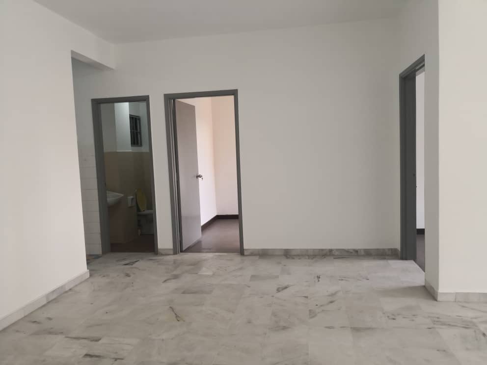 Desa Aman puri Apartment - photo 8