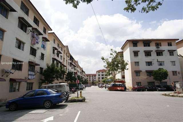 Idaman Apartemet Damansara Damai , Sungai buloh - photo 3