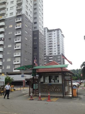 Endah Ria Condo , Desa Petaling - photo 7