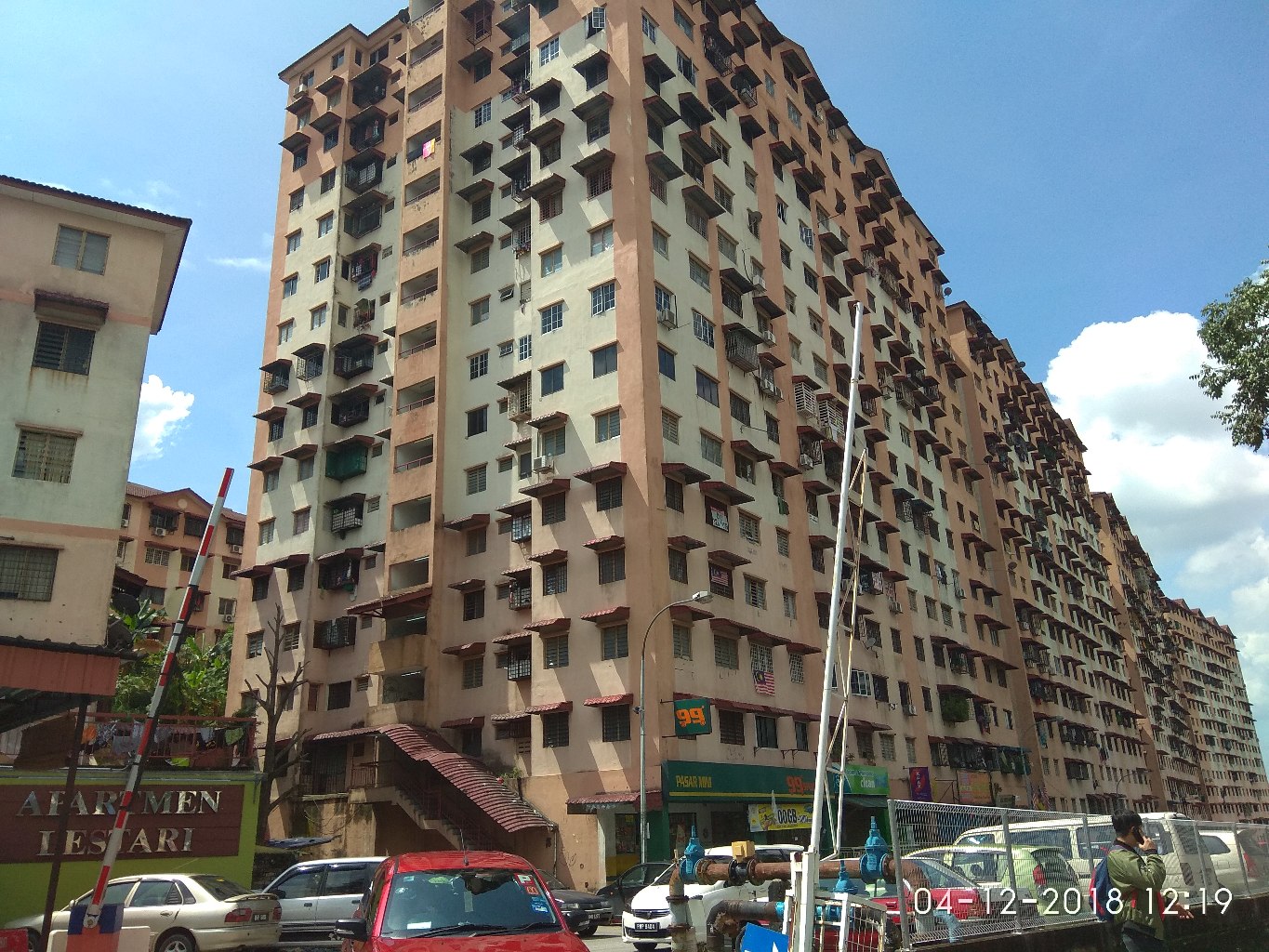 Lestari Apartement , Damansara Damai - photo 5