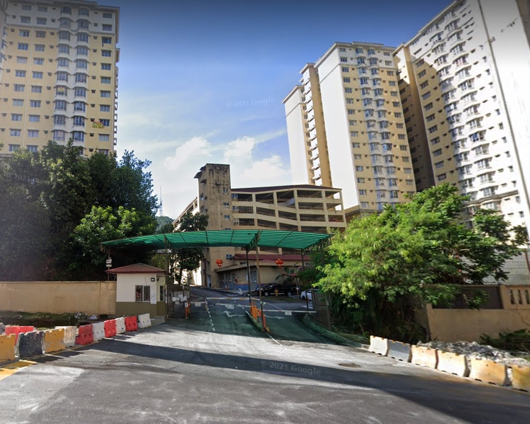 puncak bayan apt for rent - photo 2
