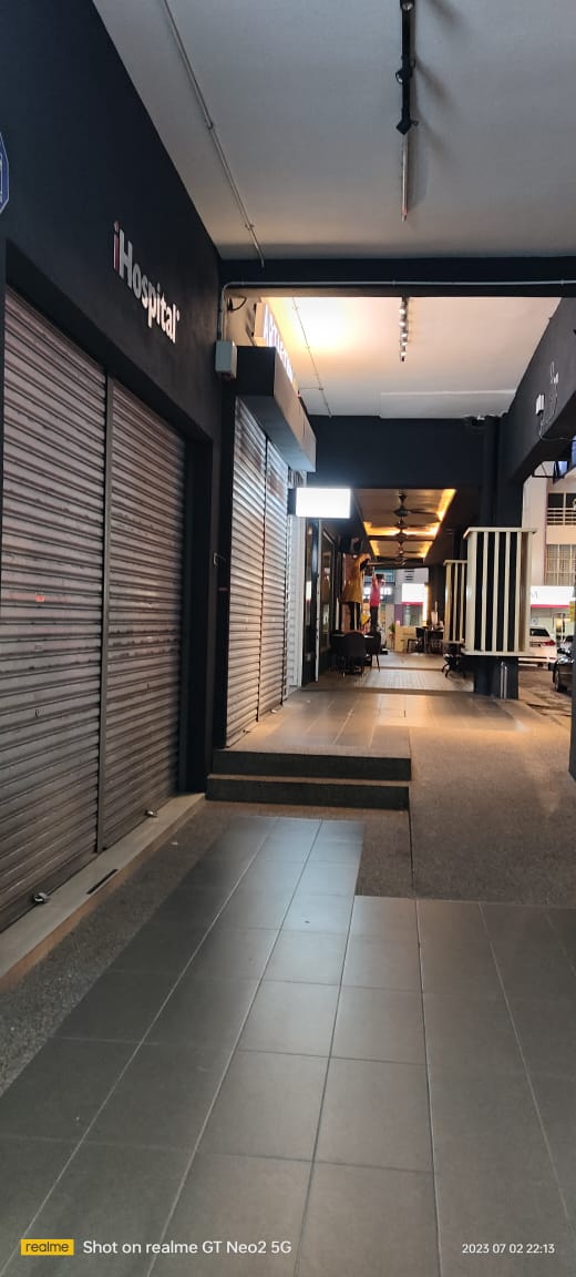 Radin Tengah shop Lot Sri Petaling - photo 4