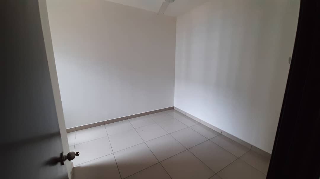 2 Urgent Unit in Zamrud Residence to Let - photo 8