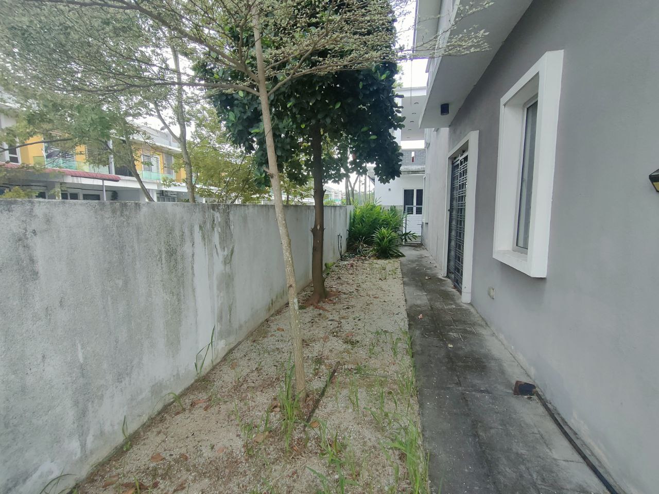 2 Storey House, Taman Impian Sutera 3, Sekyen 30 - photo 3