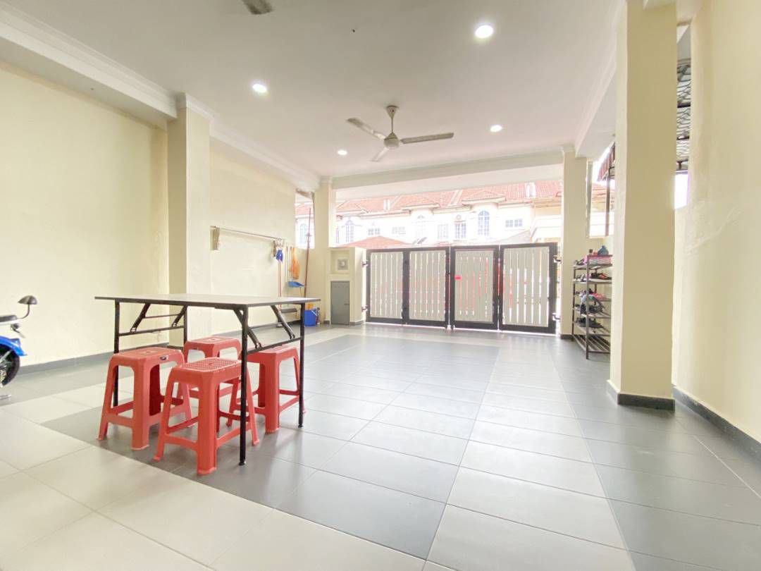 Double Storey Bandar Putera Klang - photo 11