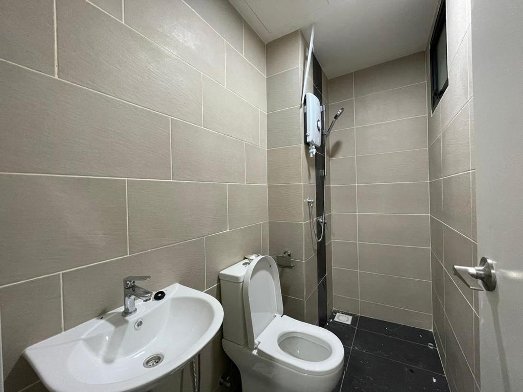 TUAN RESIDENCY  TAMAN CITY - photo 4