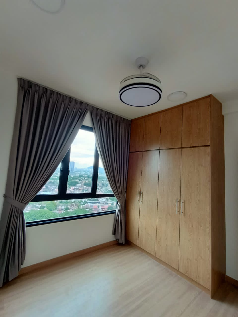 TUAN RESIDENCY, TAMAN CITY - photo 9