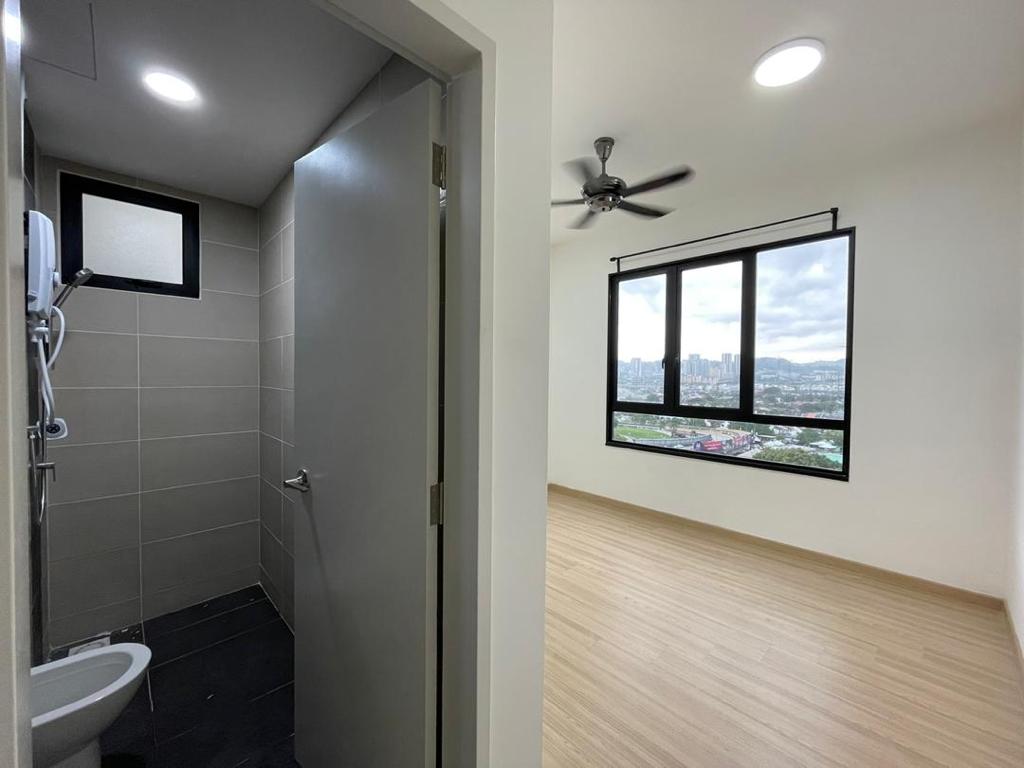 TUAN RESIDENCY, TAMAN CITY - photo 10