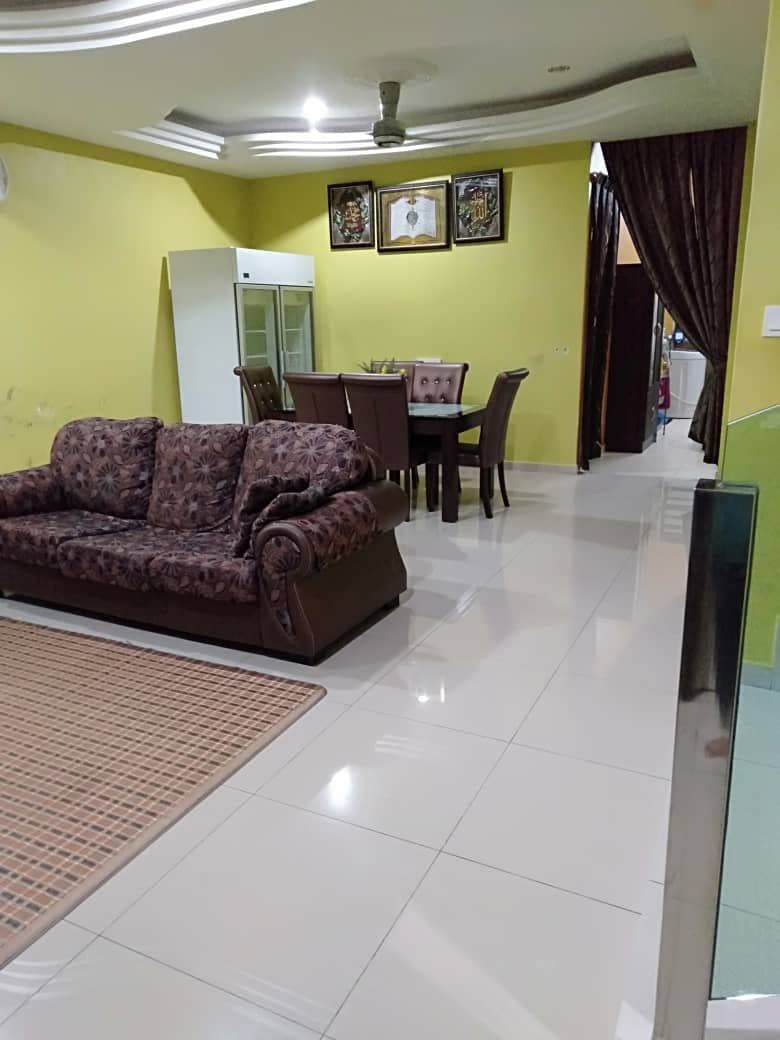 2 Storey Taman Nusari Bayu, Sendayan - photo 12