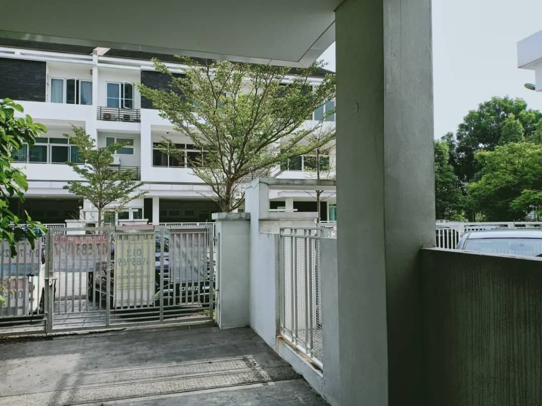 3 Storey Superlink Lagenda Waterfront Homes - photo 10