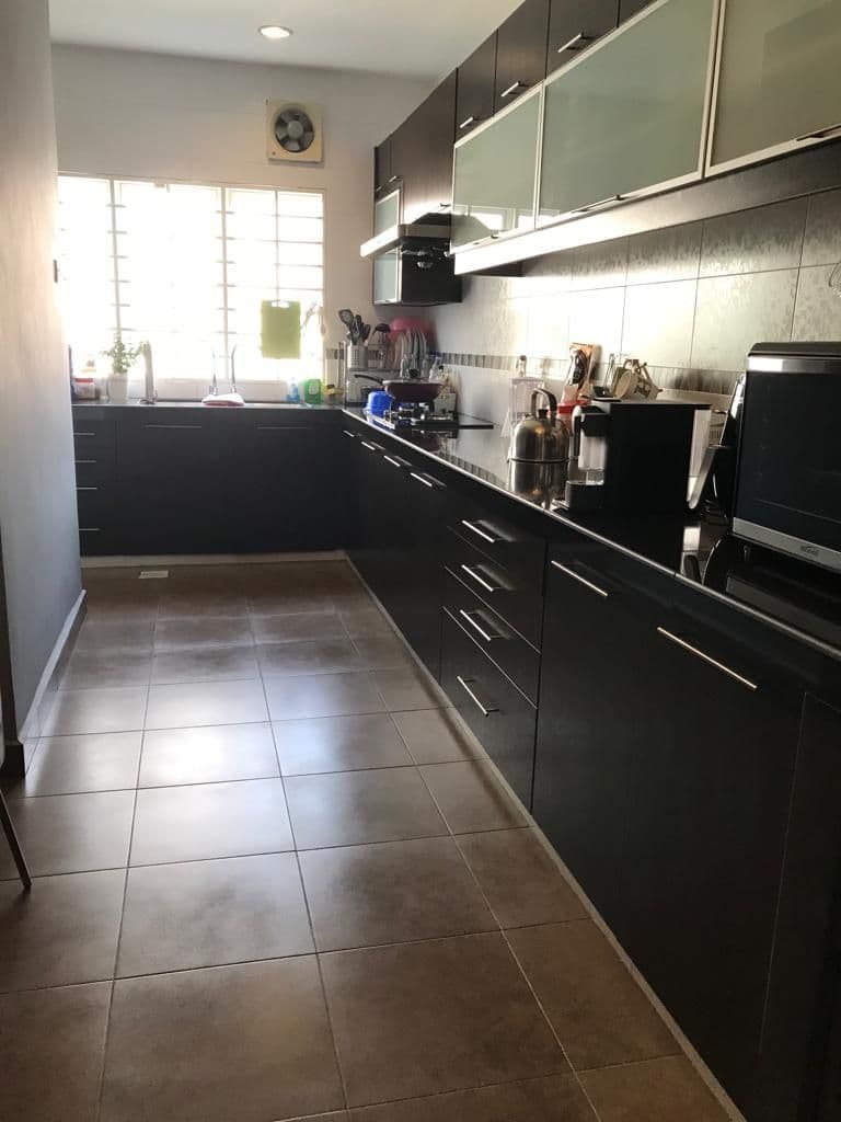 END LOT DOUBLE STOREY - photo 9