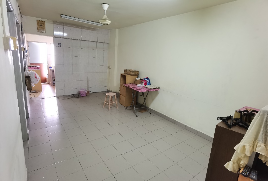 Ampang Pandan Ria Apartment BLOK C for Sale - photo 2