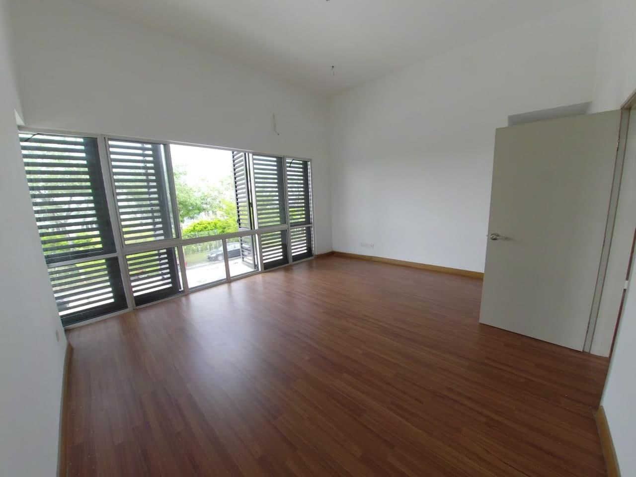 Brand New 2 Storey End Lot - photo 12