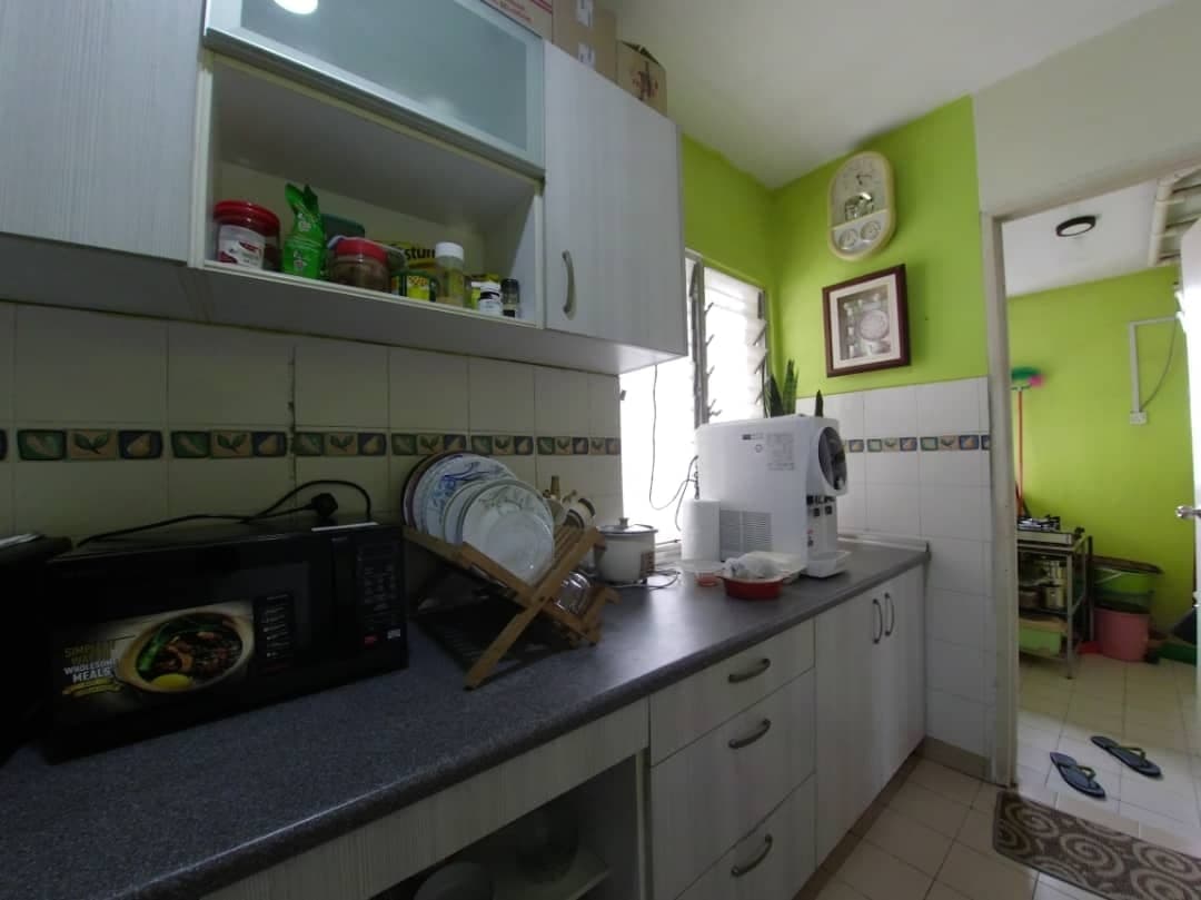 Latan Biru Apartment Kota Damansara - photo 8