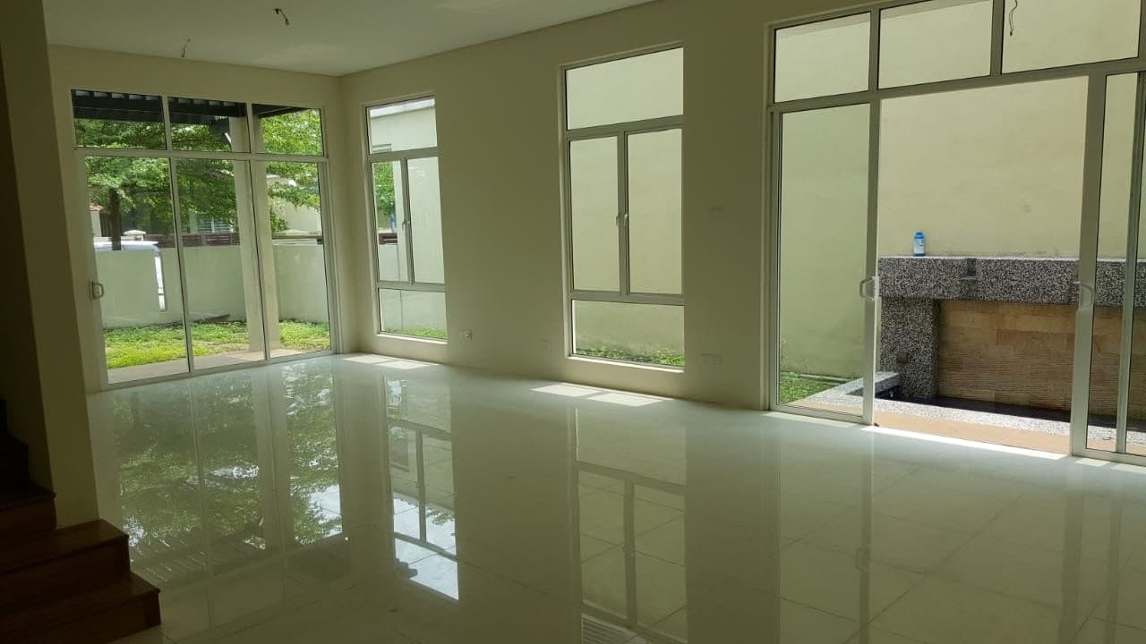 3 STOREY SEMI D  SECTION 4 SHAH ALAM - photo 8
