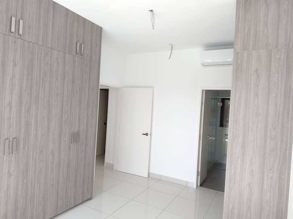 Parc3 Luxury Condo Upgraded unit