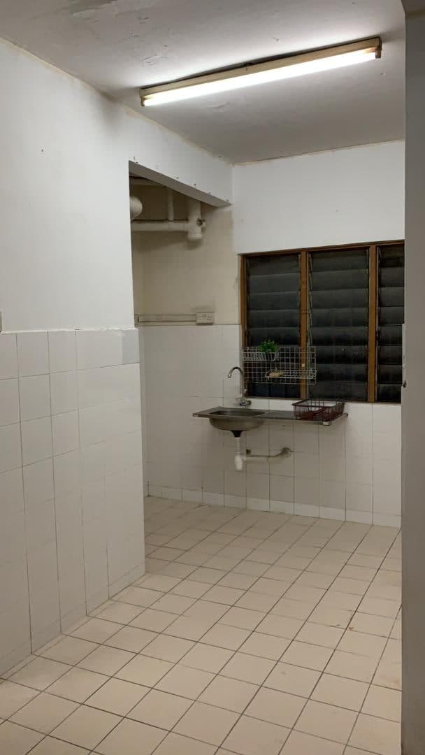 Megaria Ros Apartment, Taman Bukit Serdang - photo 5