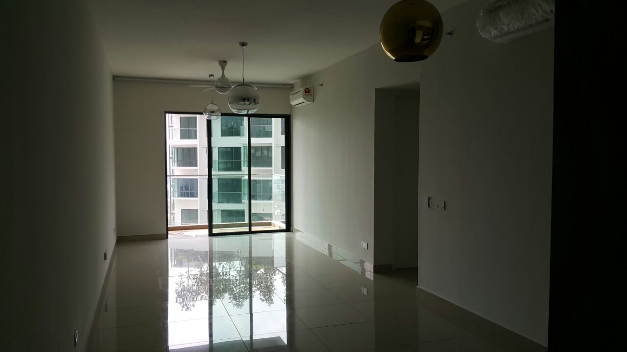 Univ 360 Place Condominium