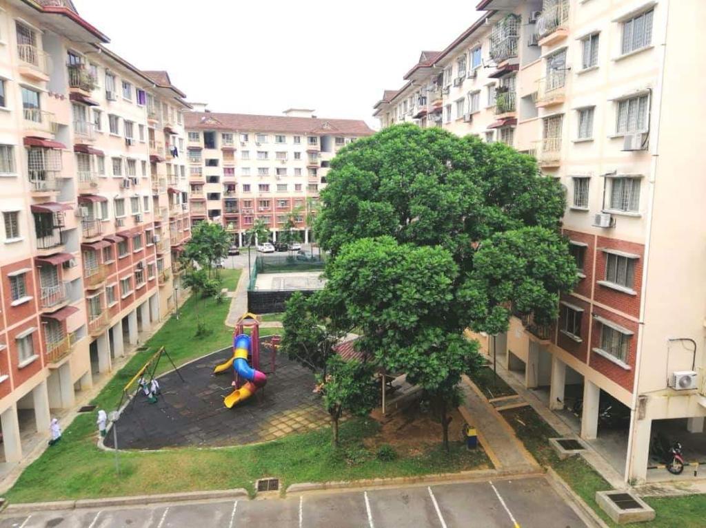 Latan Biru Apartment,Kota Damansara - photo 4