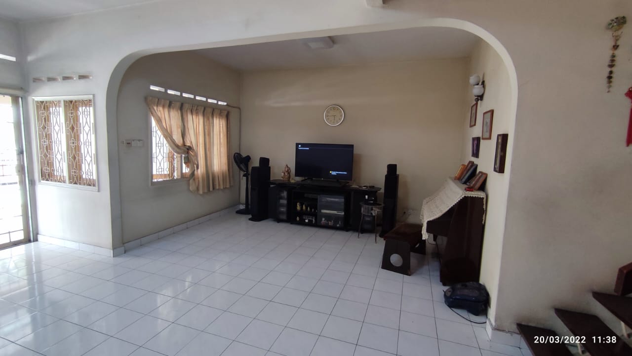 Double Storey House Taman Midah