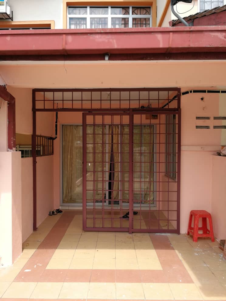Townhouse  House