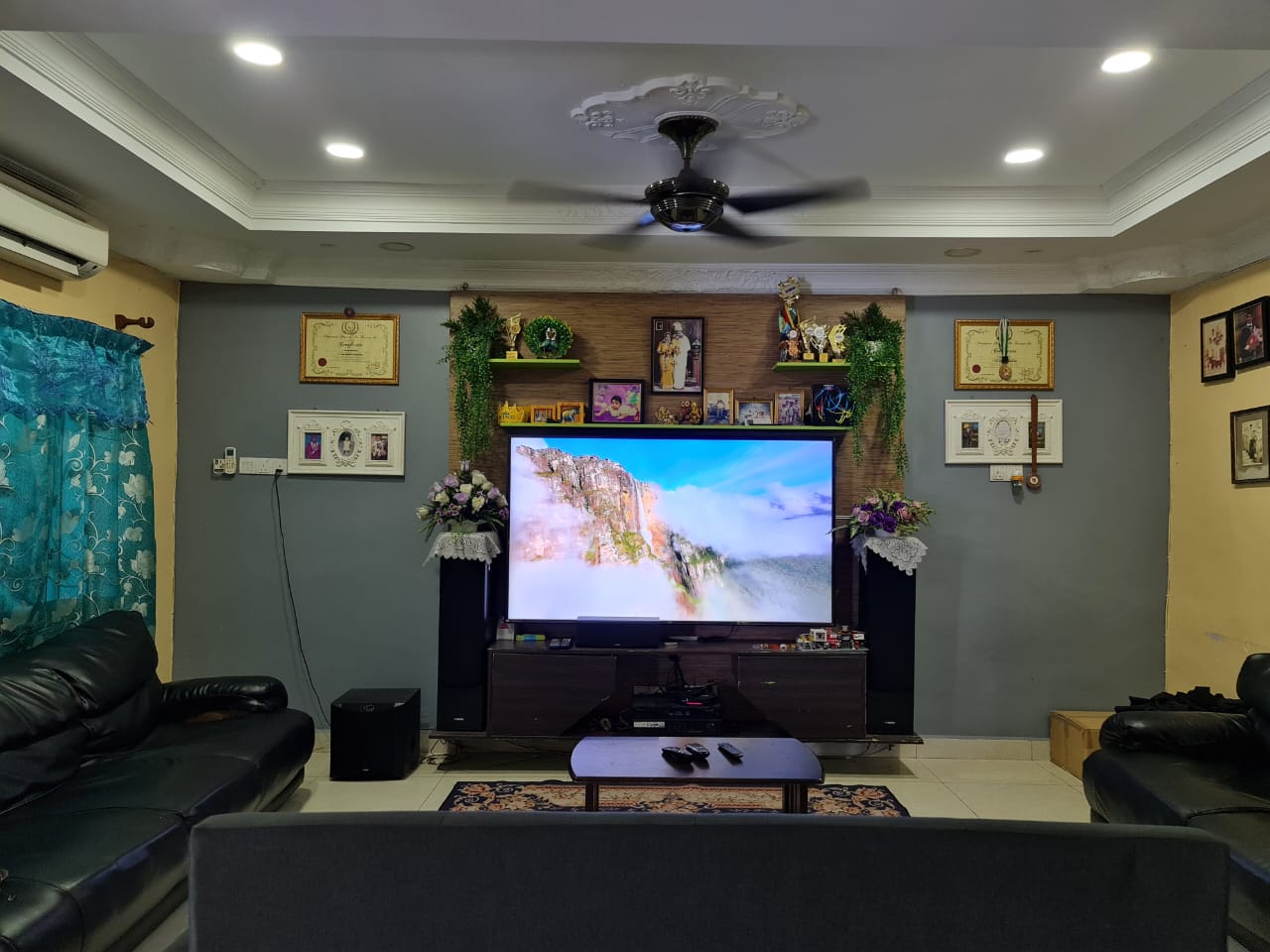 Single Storey Corner Lot