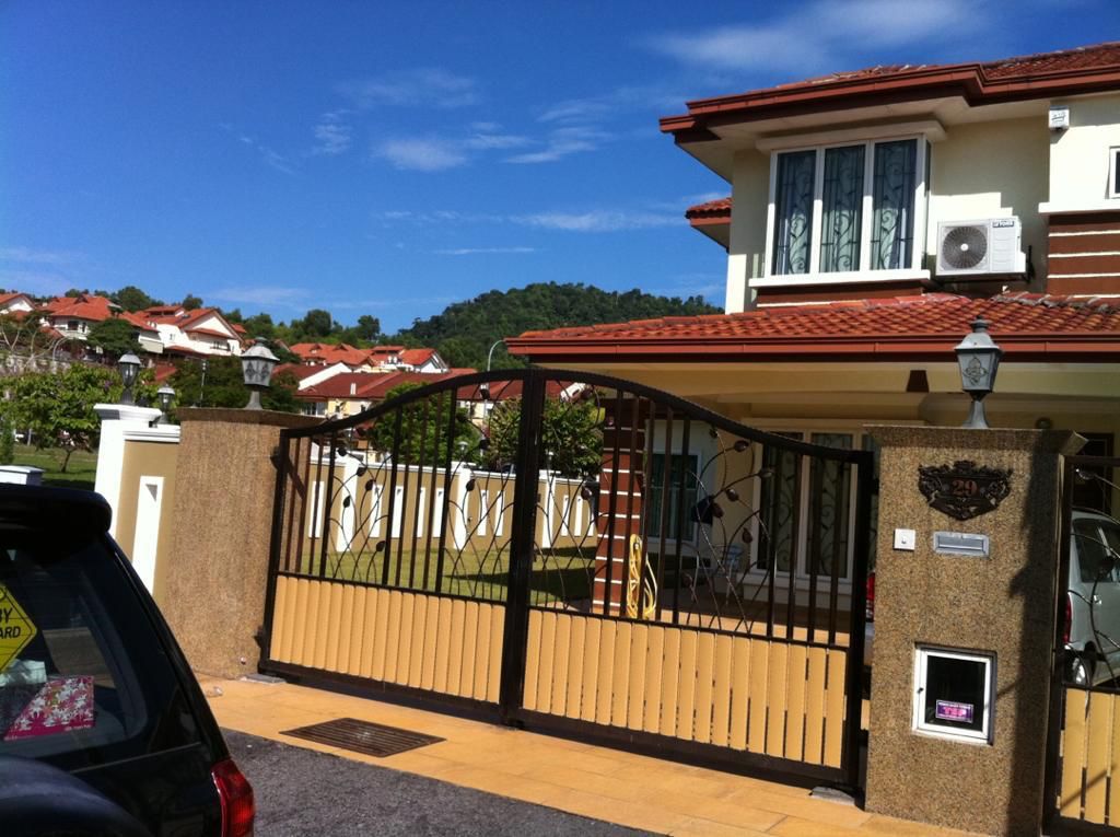 Storey Terrace Corner Lot,Taman Segar