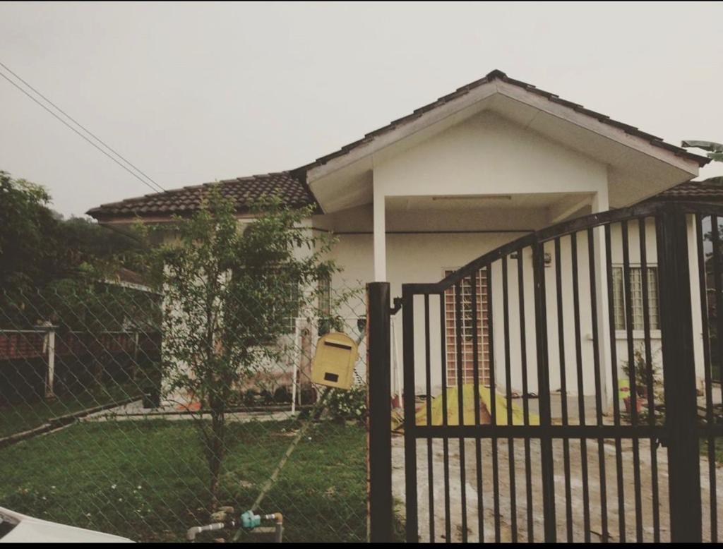 Banglo Taman Desa Melor, Serendah