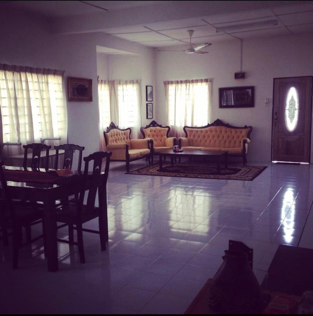 Banglo Taman Desa Melor, Serendah - photo 3