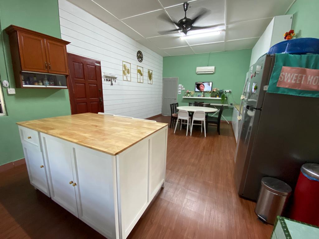 Bunglow House At Sungai Besar Selangor - photo 2